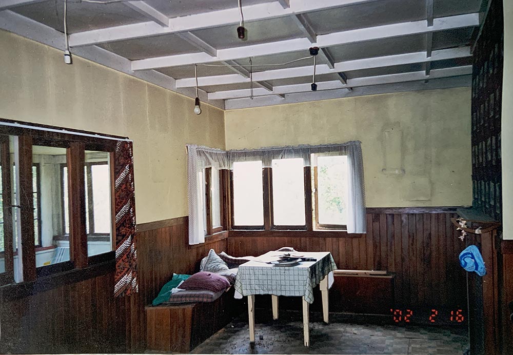 Dining room prior to restoration